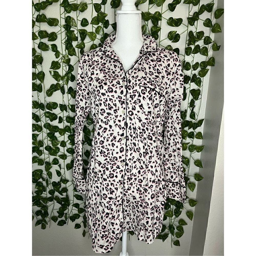 Victorias Secret Pink Black Long Sleeve Button Down Sleepwear Size Medium